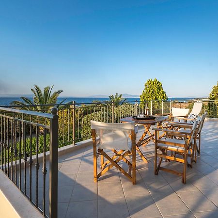 Marfaia - Villa By The Sea Agioi المظهر الخارجي الصورة